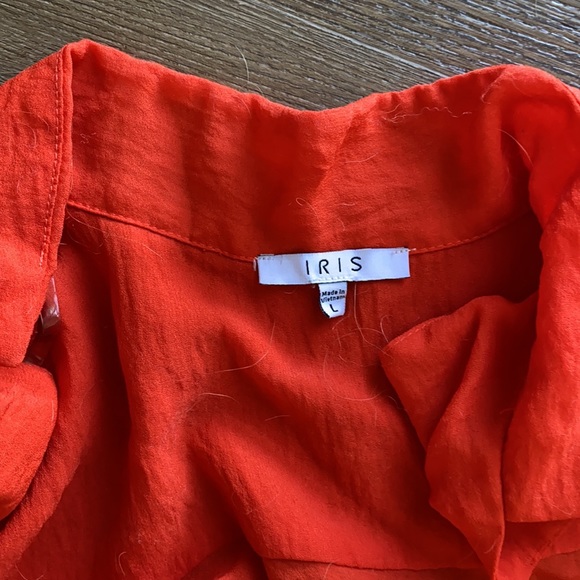 Blouse 🎉 - Picture 2 of 5